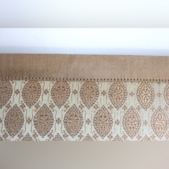 Gold Metallic Brocade Clutch with Brass Chain, Pattern Interior Pockets Evening - Picture 4 of 9